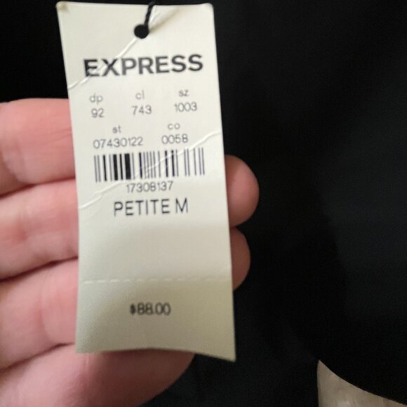 NWT EXPRESS Womens Black Wide Leg Jumpsuit Medium Petite Pockets Bow Tie Straps - Picture 4 of 6